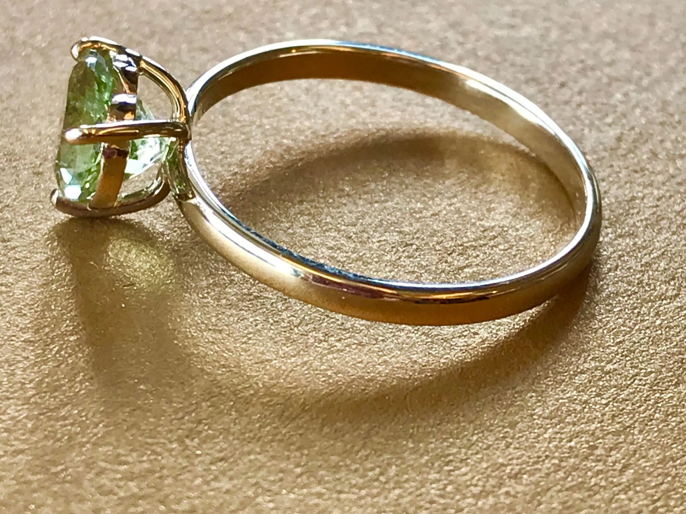 丨Special Offer丨Natural Green Morganite Cocktail 14k Solid Yellow Gold Ring, Green Triangle Etsy