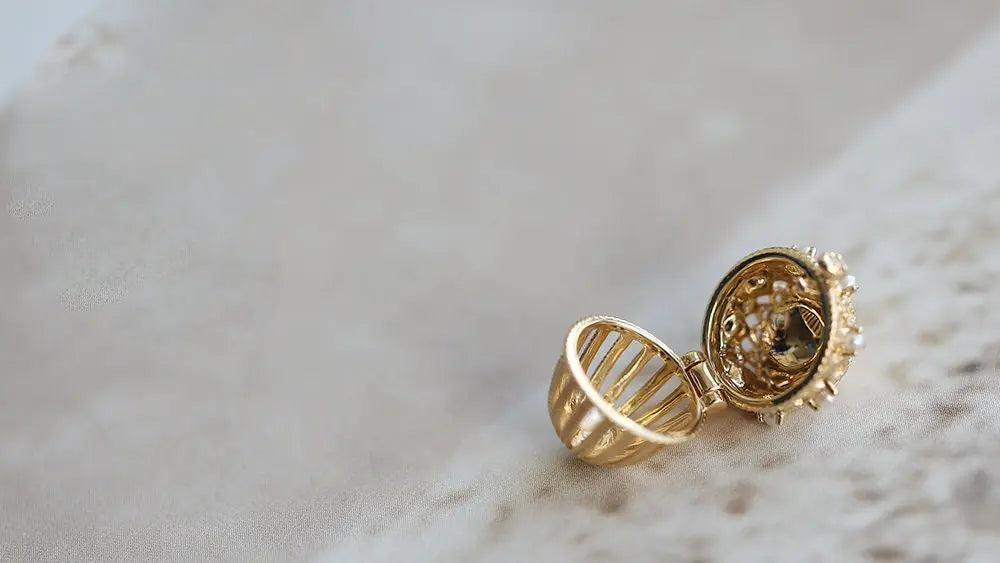 18K Gold Carved Cage Necklace - Akoya Pearl Pendant Etsy