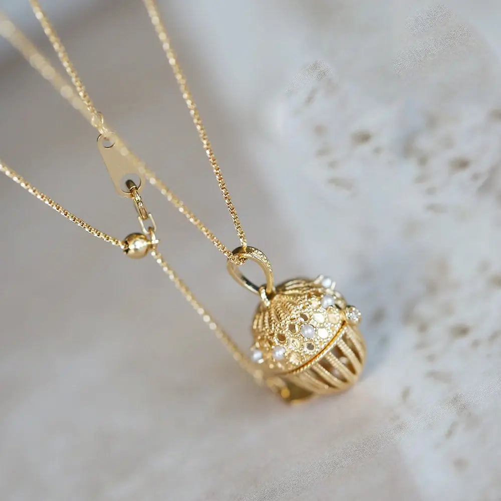 Carved Box with Akoya Pearl Handmade 18K Yellow Solid Gold Carved Necklace, Gift for Her, Anniversary Gift, Gift Idea, Retro Jewelry Etsy