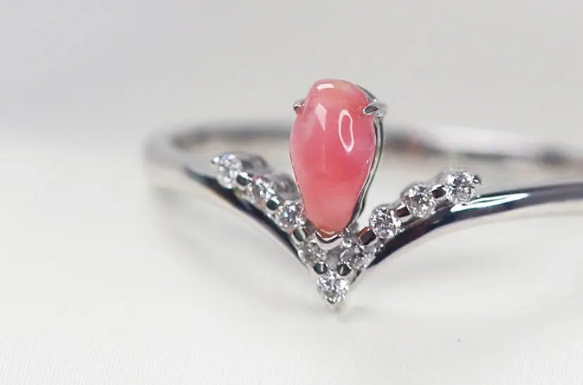 Queen Conch Pearl & White Diamond 18k Solid White Gold Chevron Ring (Customize), Strombus Gigas, Flamed Pink, Engagement ring, Anniversary Etsy
