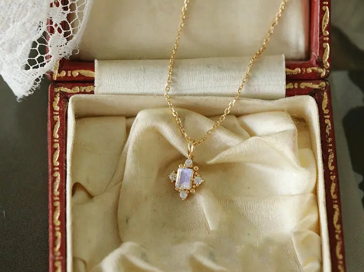 Natural Moonstone & White Diamond Handmade 18k Solid Yellow Gold Moonstone Necklace, Gift for Her, Anniversary Gift Idea, Retro Fine Jewelry Etsy