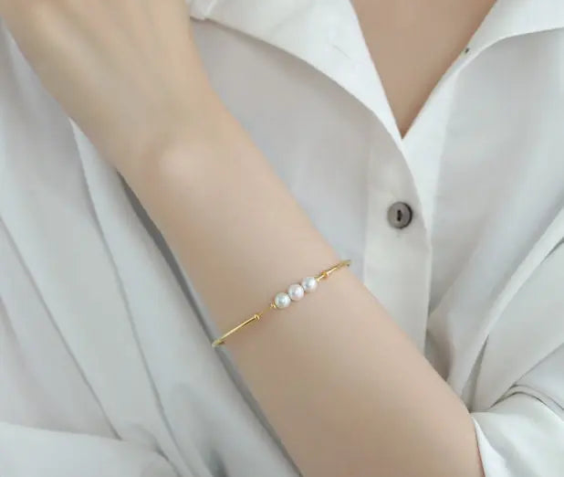 AAA+ 7mm Akoya Pearl Strand Bangles - 18K Yellow Gold Etsy