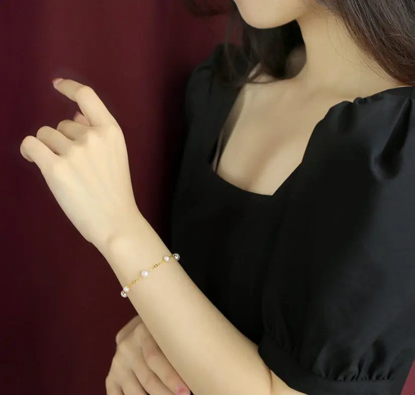 18K Yellow Gold Natural Akoya Pearl from Japan Bracelets Bracelets Etsy