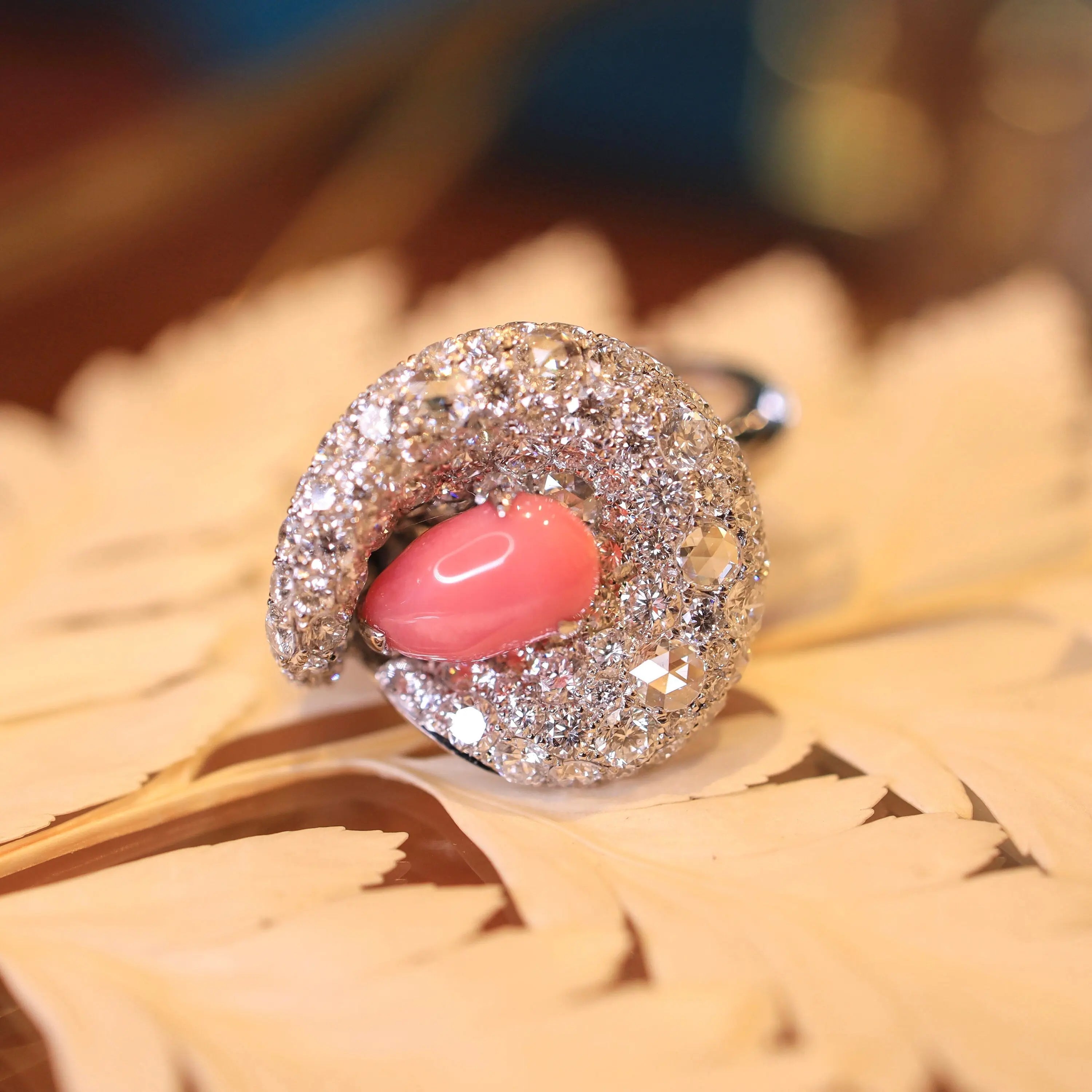 1.7Carat Queen Conch Pearl & Diamond 18k Solid White Gold Ring, Pearls Strombus Gigas, Natural Queen Conch Pearl, Engagement Ring Etsy
