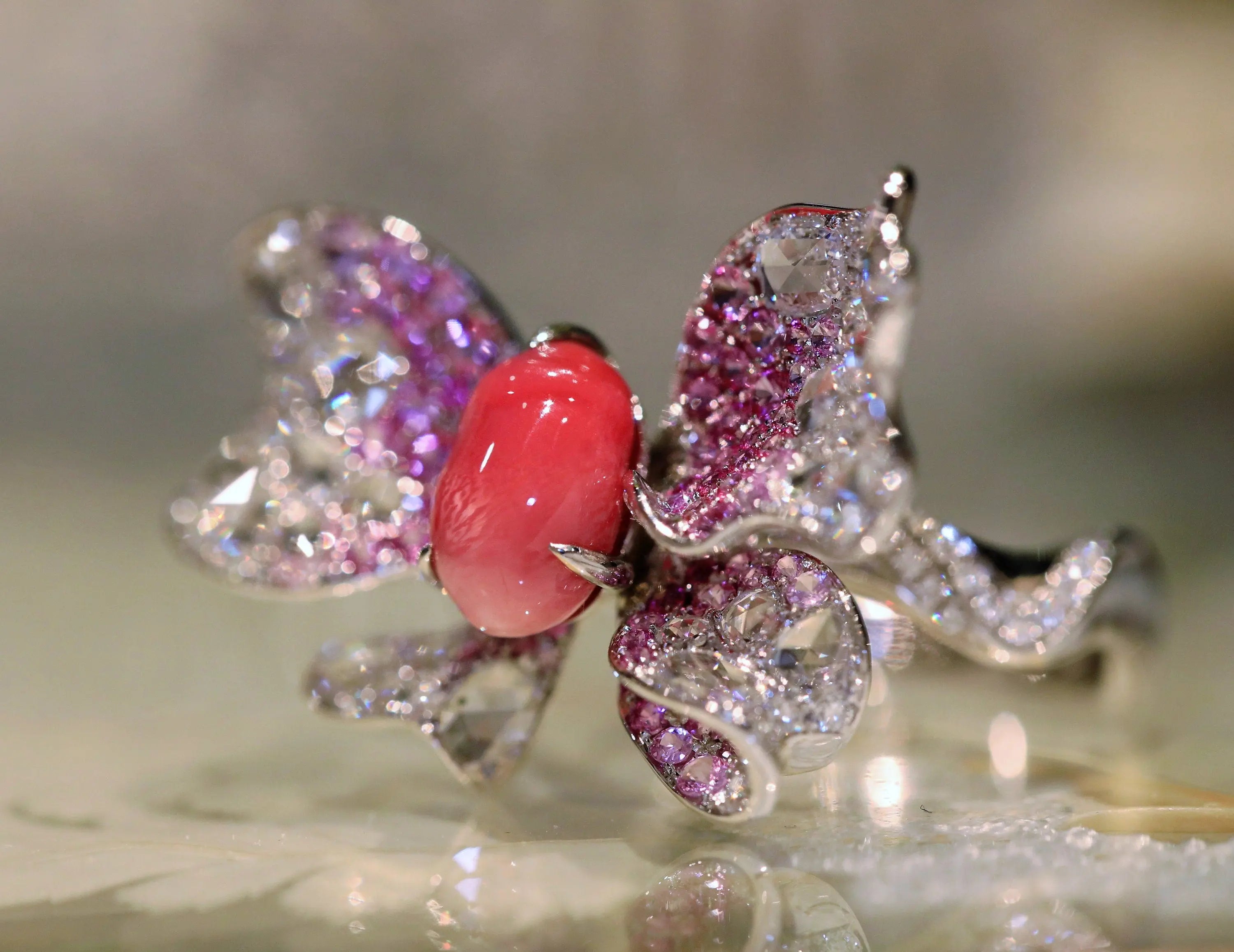 3.50Carat Queen Conch Pearl & Pink Sapphire Pendant 18k Solid White Gold Pendant, Pearls Strombus Gigas Queen Conch Pearl Engagement Pendant Etsy