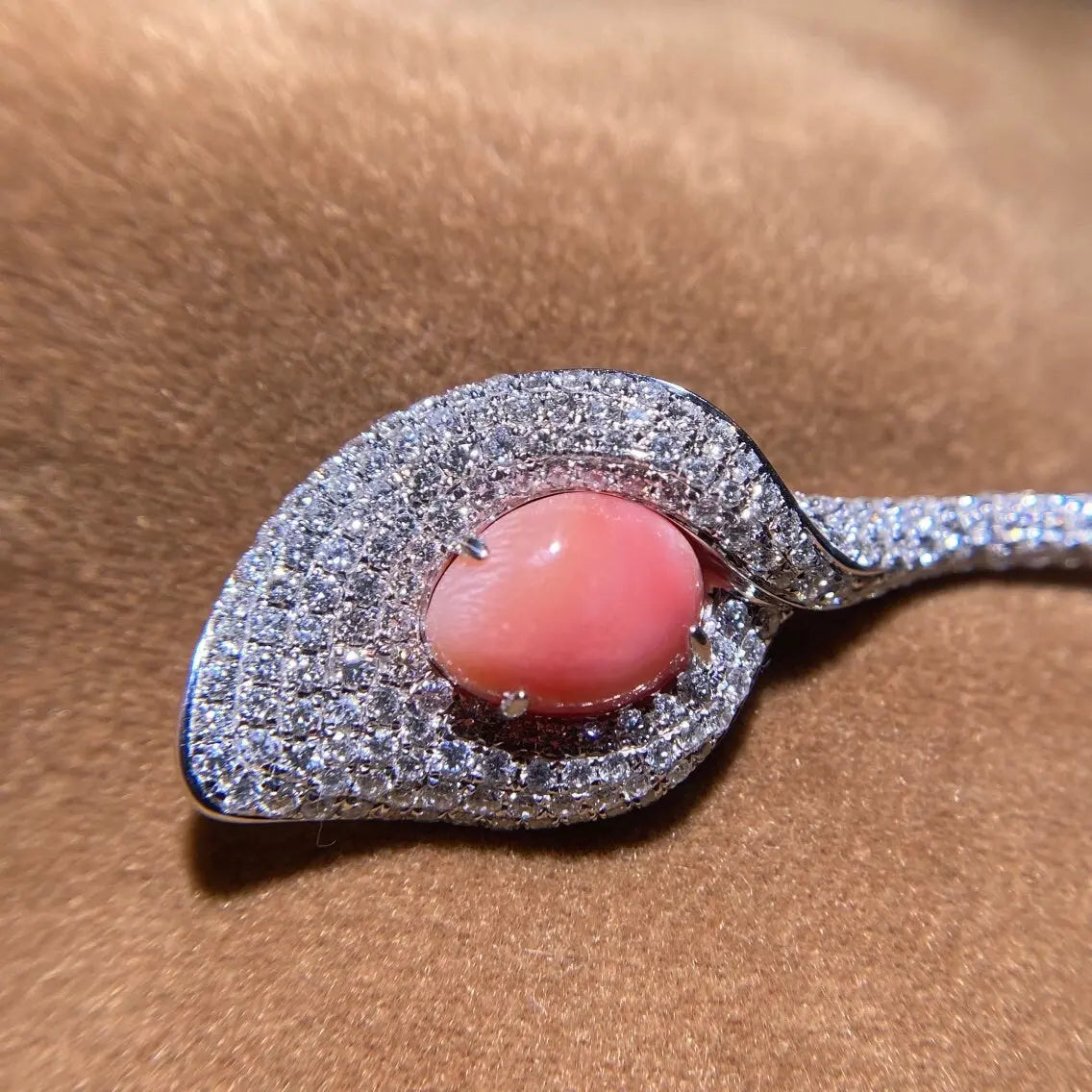 5.37Carat Queen Conch Pearl & White Diamond Brooch, Calla Lily Brooch 18K White Gold Flower Brooch, Strombus Gigas, Flamed Pink Pearl Etsy