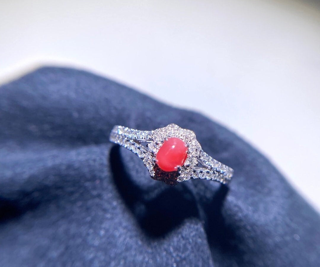 Queen Conch Pearl & White Diamond Ring (Customize), 18K White Gold Engagement Ring, Pearls Strombus Gigas, Halo Setting Ring Etsy