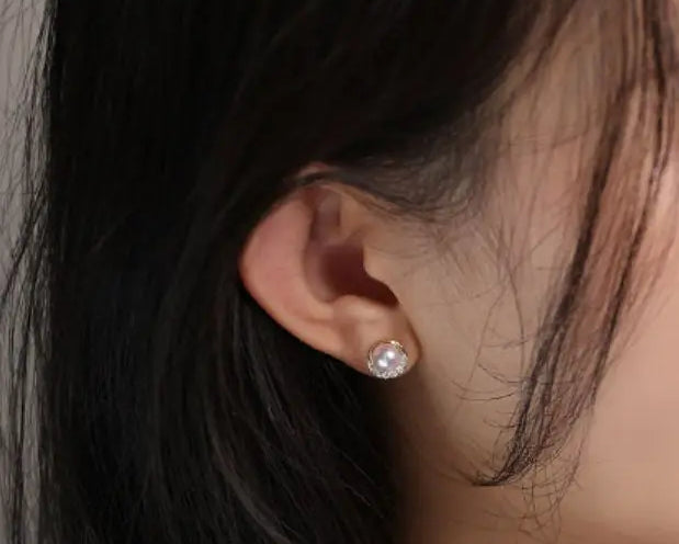Cluster Akoya Pearl Studs 18K Earrings from Japan - 18K Gold Etsy