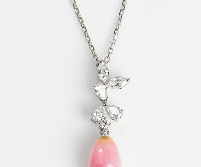 Queen Conch Pearl Necklace - 1.74ct with White Diamonds in 18K White Gold Etsy