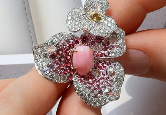 Queen Conch Pearl  Diamond Ring - 18K Gold Bougainvillea Flower Jewelry Etsy