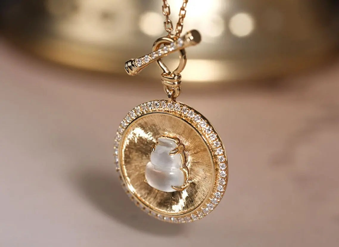 Calabash Shape Jade 18k Gold Disc Necklace Bracelet, Carved Brush Diamonds Necklace, Matte Finish Necklace - LaCorserArtJewelry