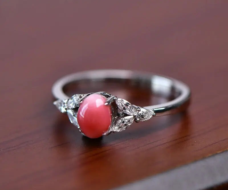 Queen Conch Pearl & White Diamond 18k Solid Gold Chevron Ring (Customize), Strombus Gigas, Flamed Pink, Engagement ring, Customized Jewelry Etsy